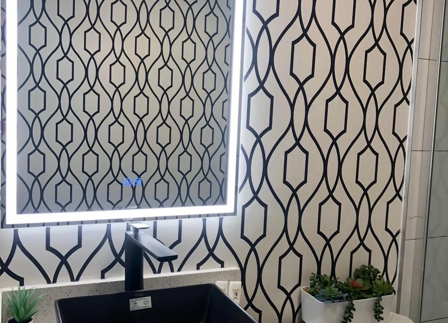 במוטל נאנאימו The Spot קנדה